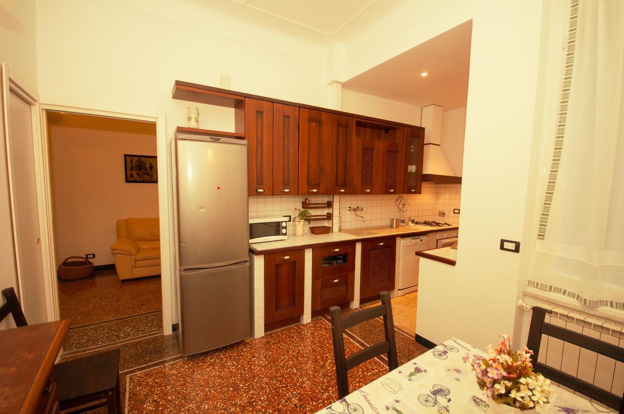 Ferienwohnung Perdiana House Genua Exterior foto